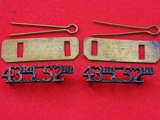 Pair Shoulder Titles - 43rd & 52nd