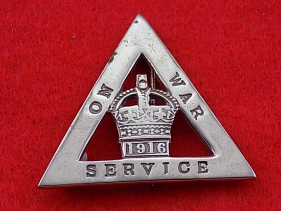 WW1 Pin Badge - On War Service 1916 - White Metal